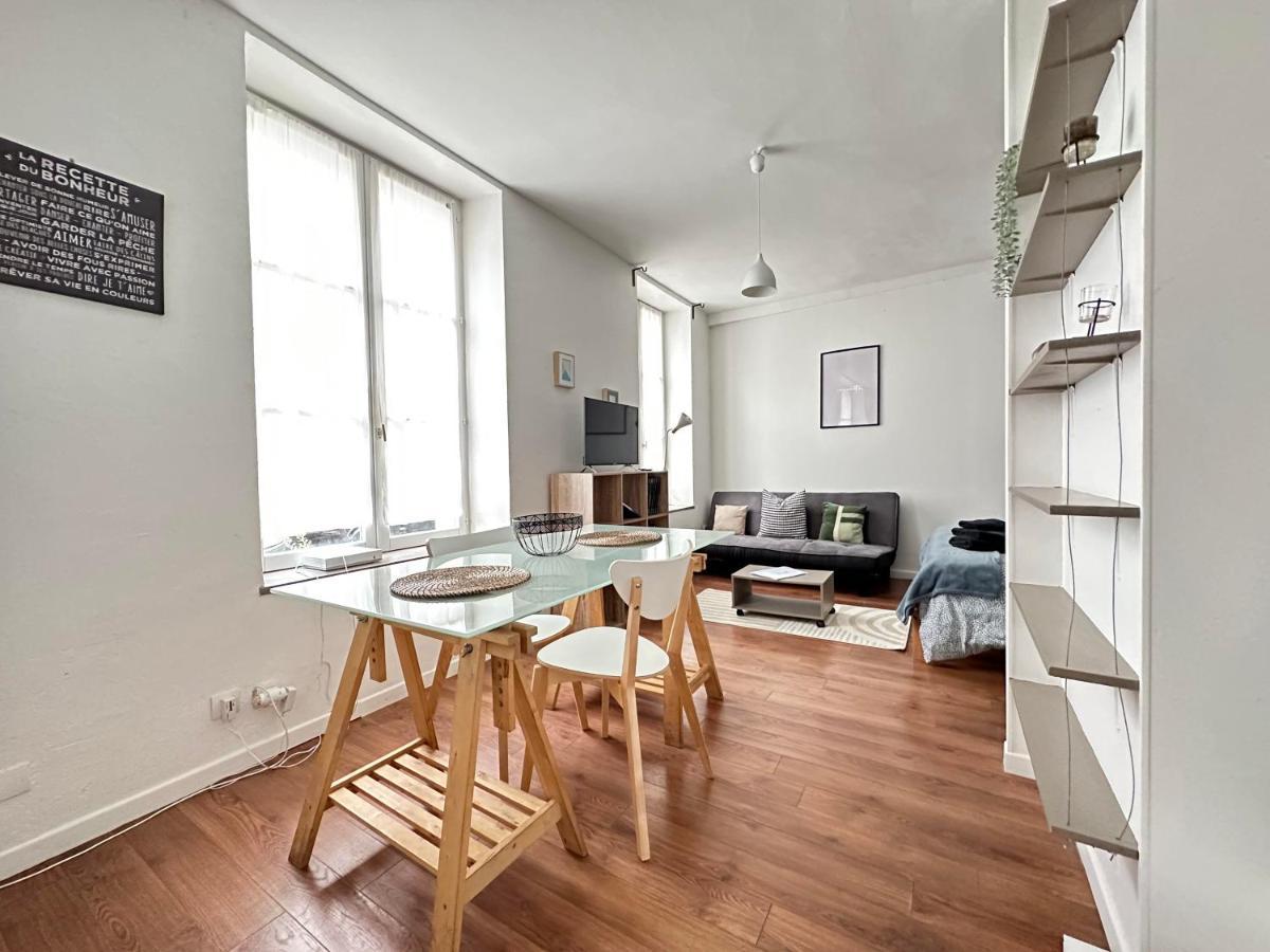 Studio Green Velvet Apartment Laon Bagian luar foto