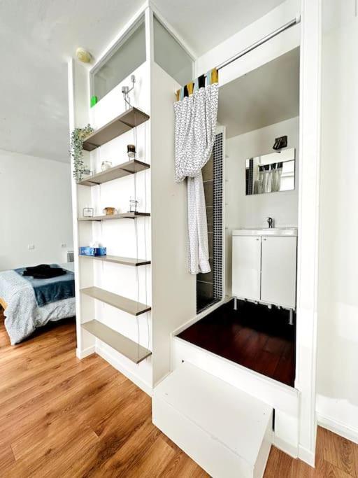 Studio Green Velvet Apartment Laon Bagian luar foto